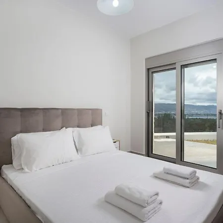 Jarko Luxury Houses Argoulidhes Exterior photo