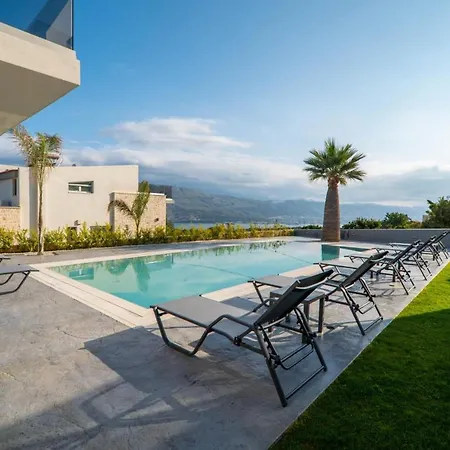 Jarko Luxury Houses Argoulidhes Exterior photo
